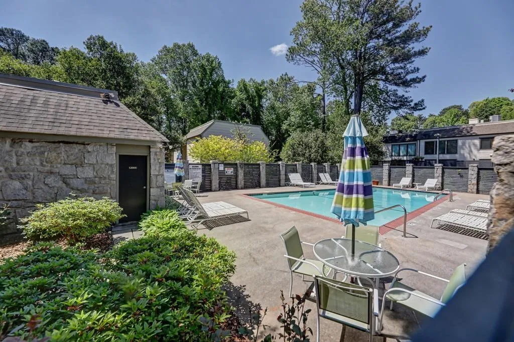 85 Forrest Place, Sandy Springs, Georgia 30328, 3 Bedrooms Bedrooms, ,2 BathroomsBathrooms,Residential,Sold,85 Forrest Place,6871666