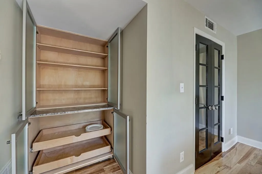 85 Forrest Place, Sandy Springs, Georgia 30328, 3 Bedrooms Bedrooms, ,2 BathroomsBathrooms,Residential,Sold,85 Forrest Place,6871666