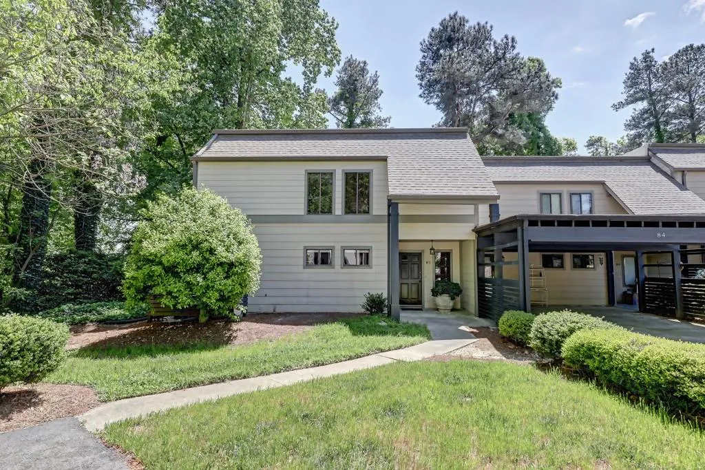 85 Forrest Place, Sandy Springs, Georgia 30328, 3 Bedrooms Bedrooms, ,2 BathroomsBathrooms,Residential,Sold,85 Forrest Place,6871666