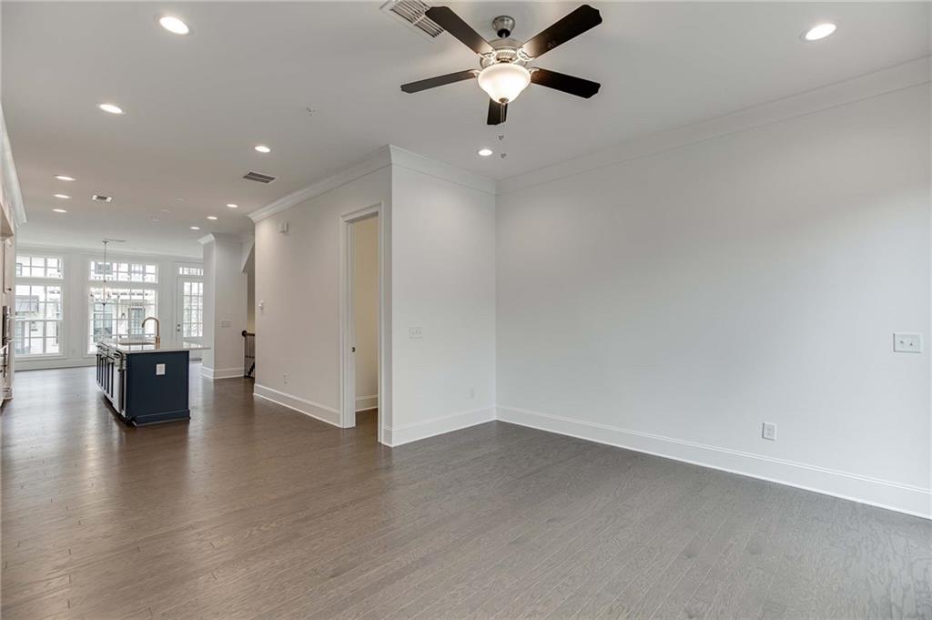 6765 Prelude Drive Unit 214, Sandy Springs, Georgia 30328, 3 Bedrooms Bedrooms, ,4 BathroomsBathrooms,Residential,Sold,6765 Prelude Drive Unit 214,7299563