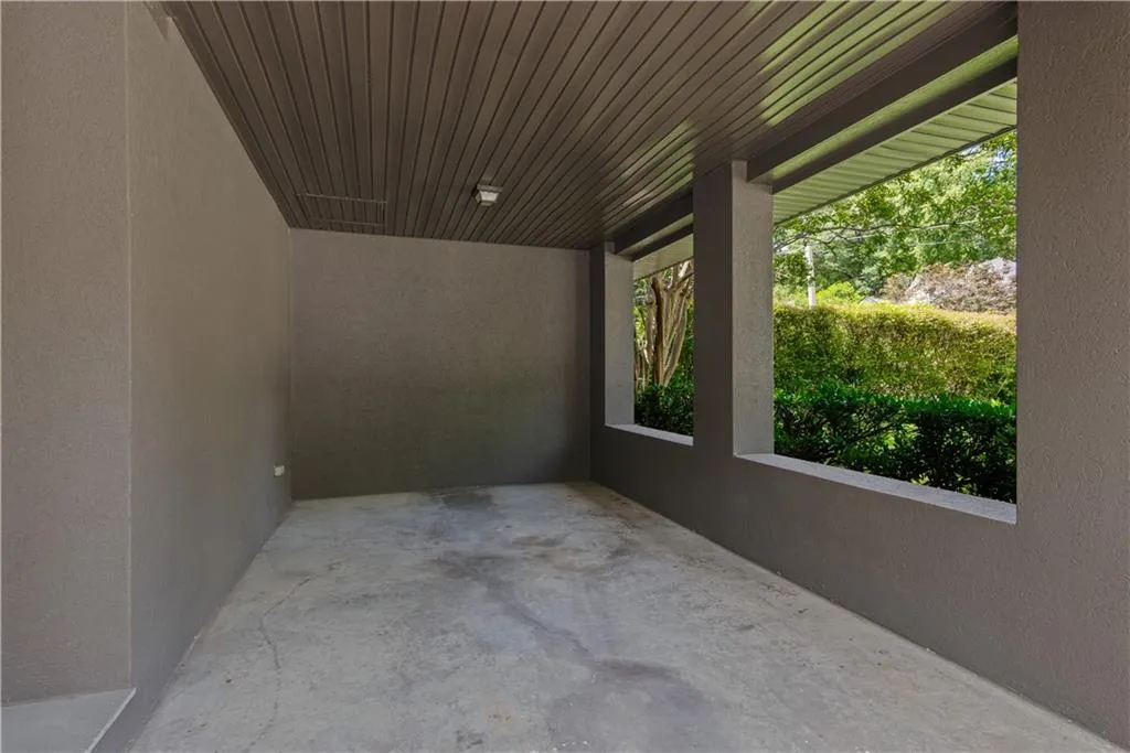 Carport