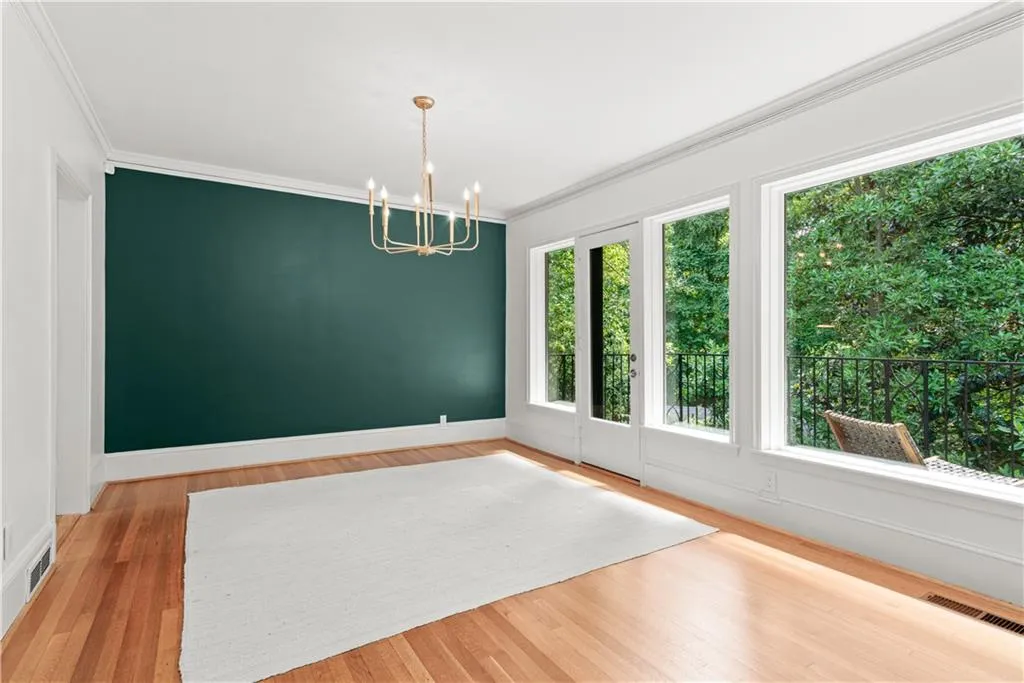 Natural light and treetop views.