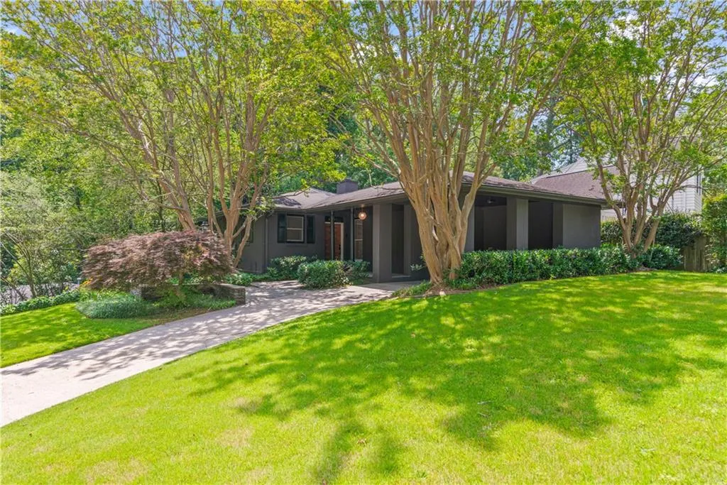 2901 N Hills Drive Ne, Atlanta, Georgia 30305, 3 Bedrooms Bedrooms, ,3 BathroomsBathrooms,Residential,For Sale,2901 N Hills Drive Ne,7611407