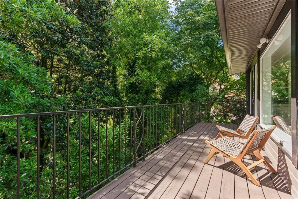 Dreamy back deck.