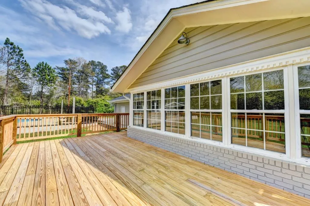 265 North Mill Road, Atlanta, Georgia 30328, 5 Bedrooms Bedrooms, ,3 BathroomsBathrooms,Residential,Sold,265 North Mill Road,5832591