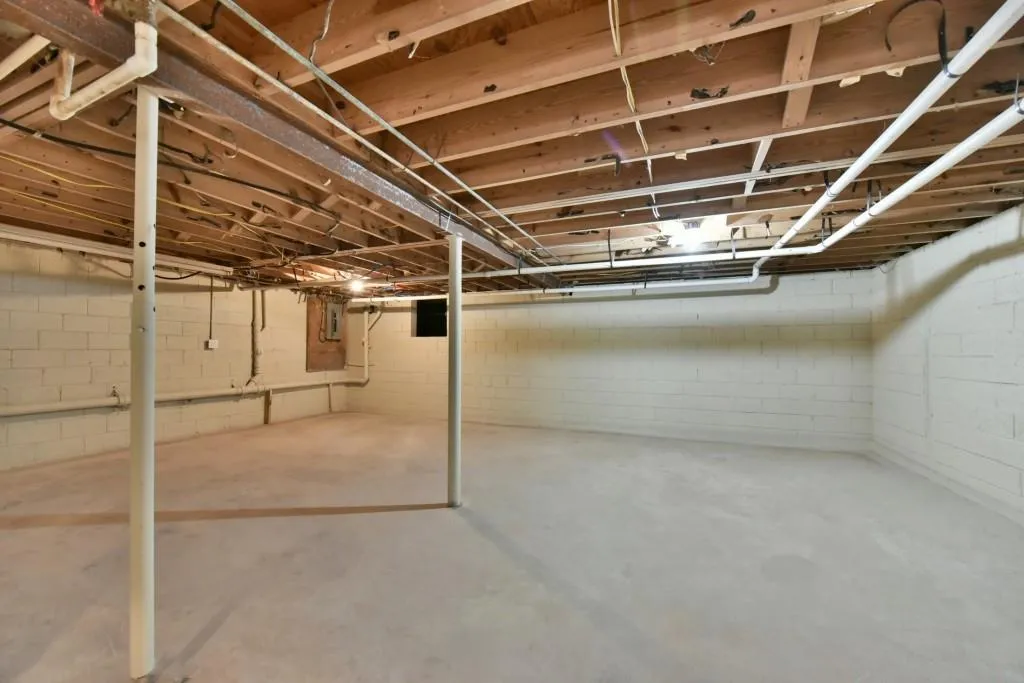 265 North Mill Road, Atlanta, Georgia 30328, 5 Bedrooms Bedrooms, ,3 BathroomsBathrooms,Residential,Sold,265 North Mill Road,5832591