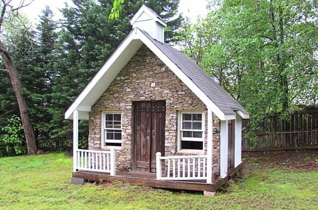 265 North Mill Road, Atlanta, Georgia 30328, 5 Bedrooms Bedrooms, ,3 BathroomsBathrooms,Residential,Sold,265 North Mill Road,5832591