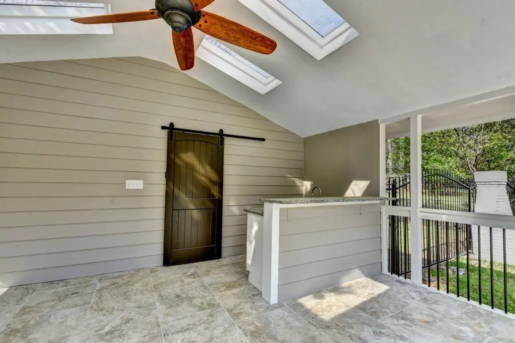 265 North Mill Road, Atlanta, Georgia 30328, 5 Bedrooms Bedrooms, ,3 BathroomsBathrooms,Residential,Sold,265 North Mill Road,5832591