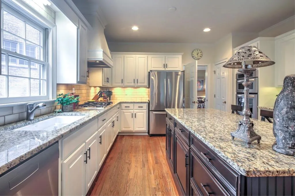 225 Embassy Court, Sandy Springs, Georgia 30328, 3 Bedrooms Bedrooms, ,2 BathroomsBathrooms,Residential,Sold,225 Embassy Court,5841390