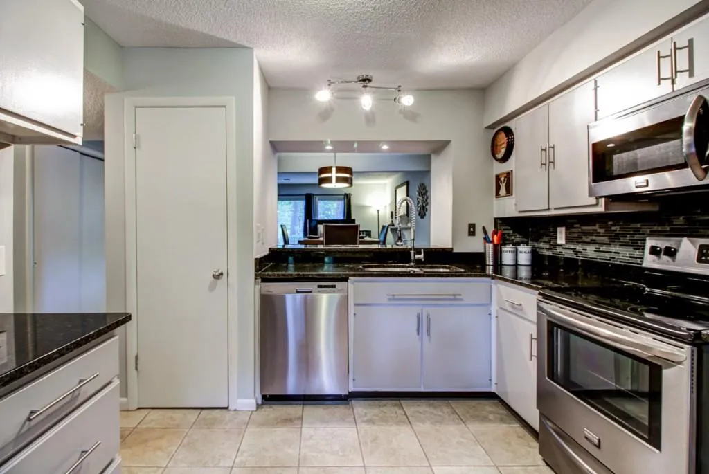 1256 Druid Knoll Drive Ne Unit 0, Brookhaven, Georgia 30319, 2 Bedrooms Bedrooms, ,1 BathroomBathrooms,Residential,Sold,1256 Druid Knoll Drive Ne Unit 0,5738862