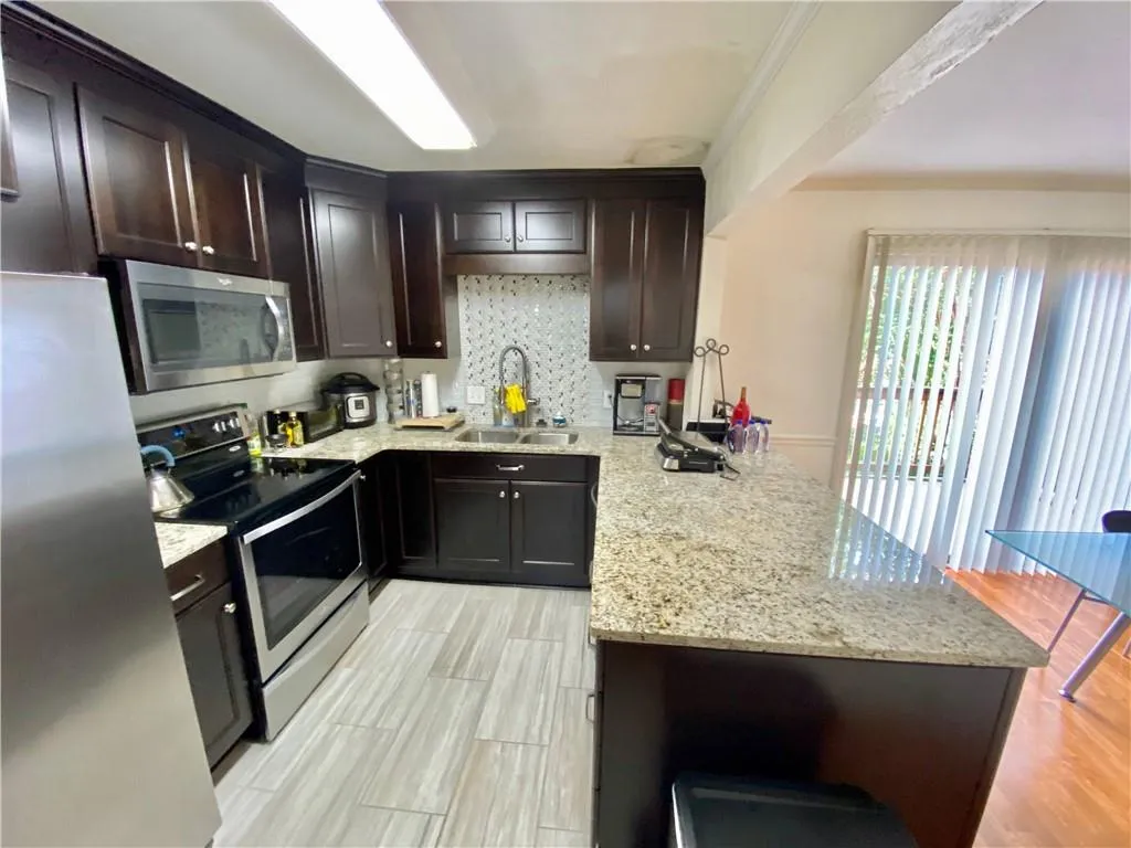 Georgia 30328, ,1 BathroomBathrooms,Residential,Sold,6772722