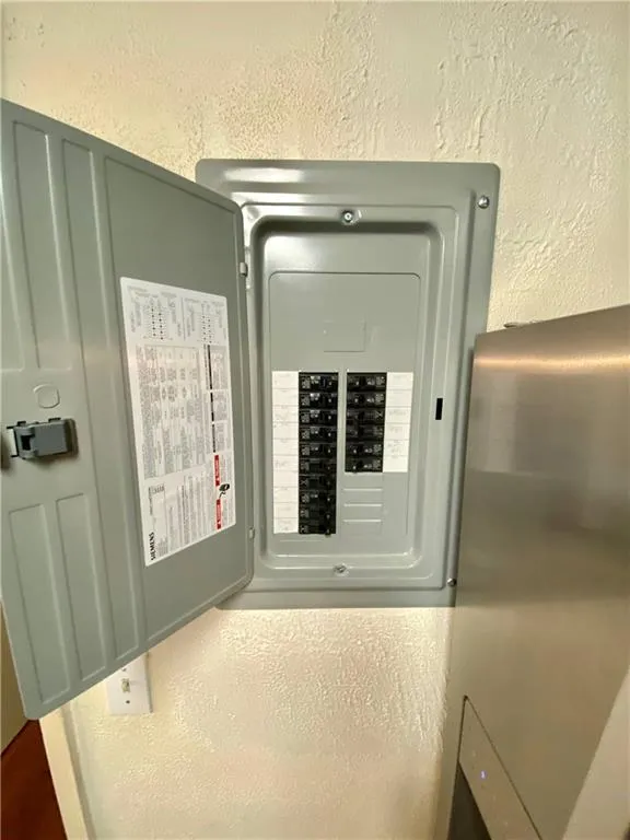 Georgia 30328, ,1 BathroomBathrooms,Residential,Sold,6772722