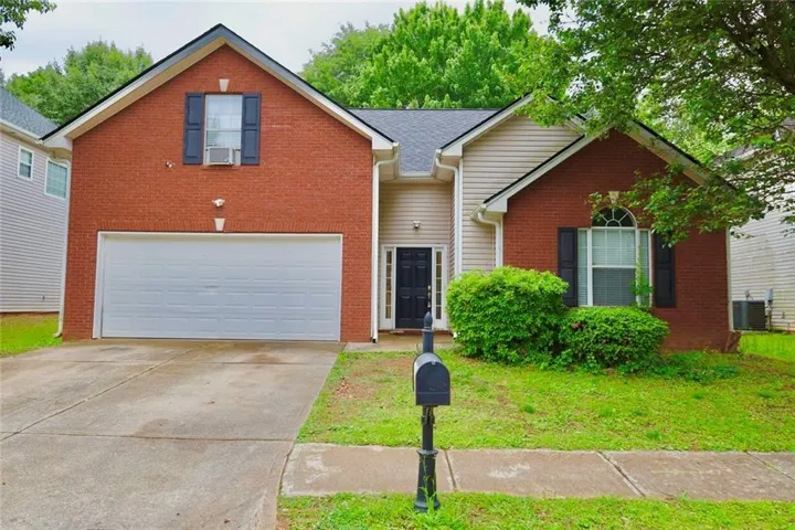 876 Ashton Oak Circle, Stone Mountain, Georgia 30083