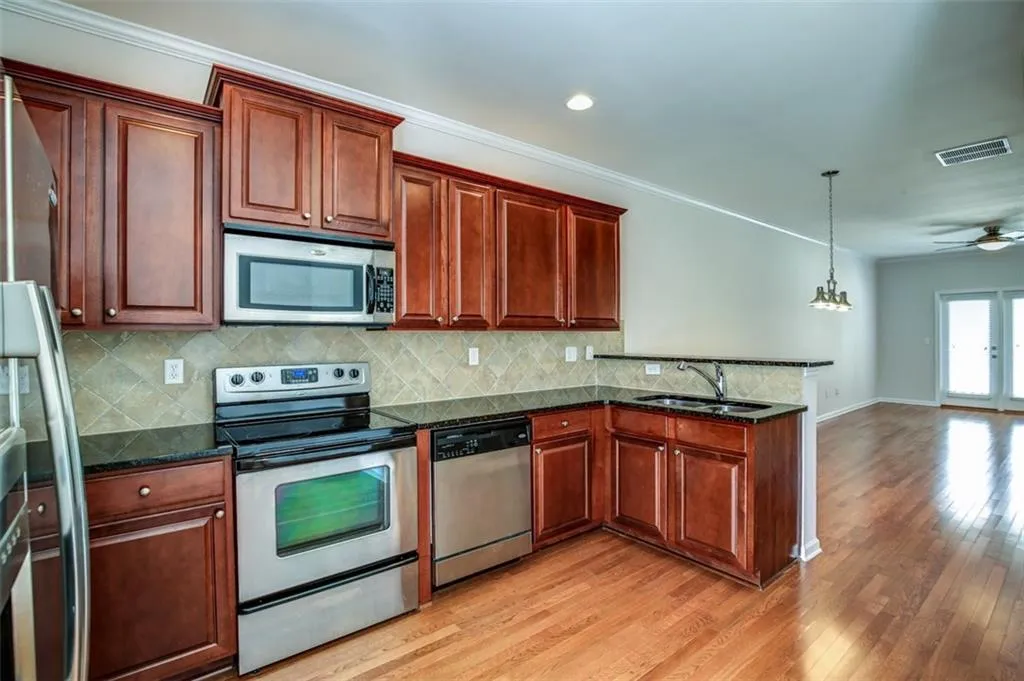 3011 Liberty Way Nw Unit 3011, Atlanta, Georgia 30318, 3 Bedrooms Bedrooms, ,3 BathroomsBathrooms,Residential,Sold,3011 Liberty Way Nw Unit 3011,5836590