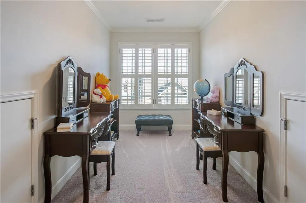 548 Sarabrook Place, Atlanta, Georgia 30342, 3 Bedrooms Bedrooms, ,3 BathroomsBathrooms,Residential,Sold,548 Sarabrook Place,6684420