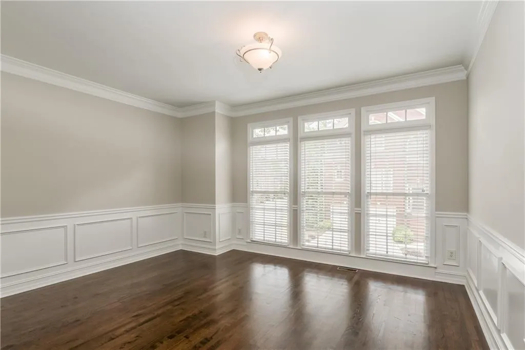 7305 Village Creek Trace, Atlanta, Georgia 30328, 4 Bedrooms Bedrooms, ,3 BathroomsBathrooms,Residential,Sold,7305 Village Creek Trace,6543773