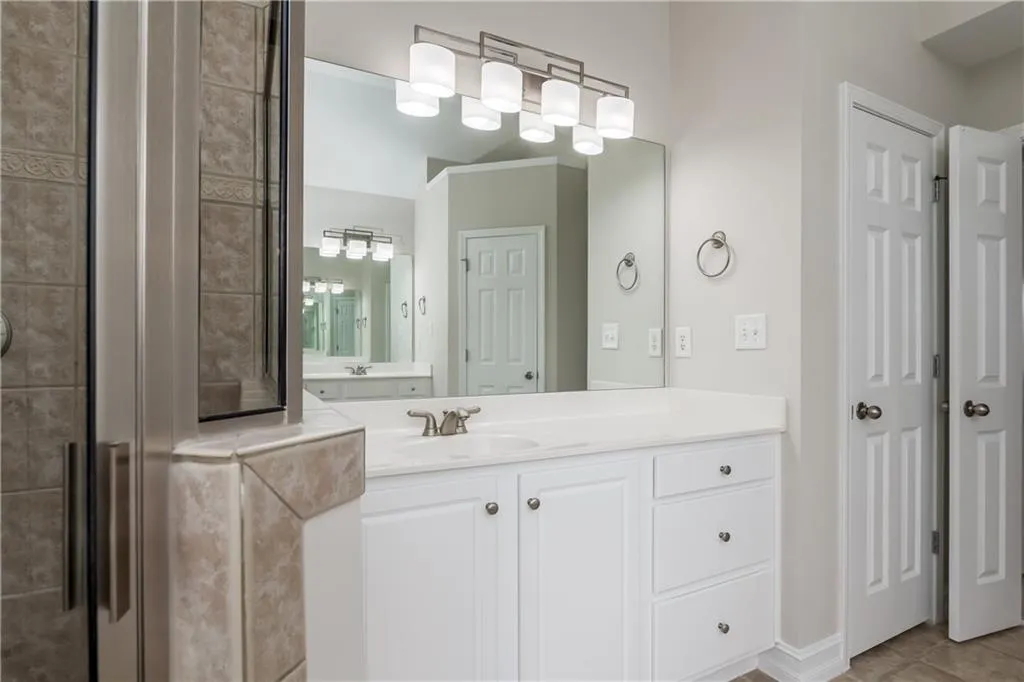 7305 Village Creek Trace, Atlanta, Georgia 30328, 4 Bedrooms Bedrooms, ,3 BathroomsBathrooms,Residential,Sold,7305 Village Creek Trace,6543773
