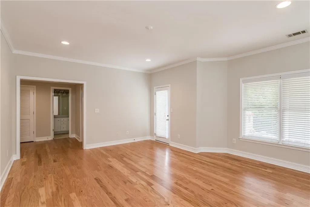 7305 Village Creek Trace, Atlanta, Georgia 30328, 4 Bedrooms Bedrooms, ,3 BathroomsBathrooms,Residential,Sold,7305 Village Creek Trace,6543773