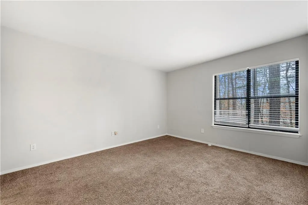 1107 Old Hammond Chase, Atlanta, Georgia 30350, 2 Bedrooms Bedrooms, ,2 BathroomsBathrooms,Residential,Sold,1107 Old Hammond Chase,7503057