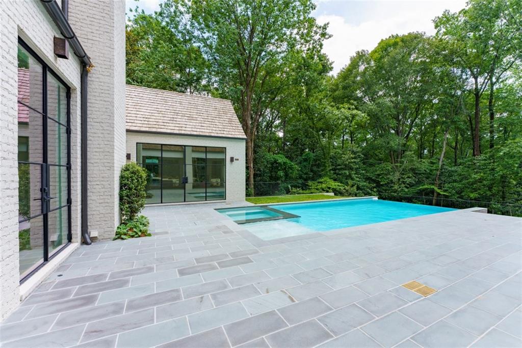 4620 Powers Ferry Road NW, Atlanta, Georgia 30327, 5 Bedrooms Bedrooms, ,5 BathroomsBathrooms,Residential,Sold,4620 Powers Ferry Road NW,7236358