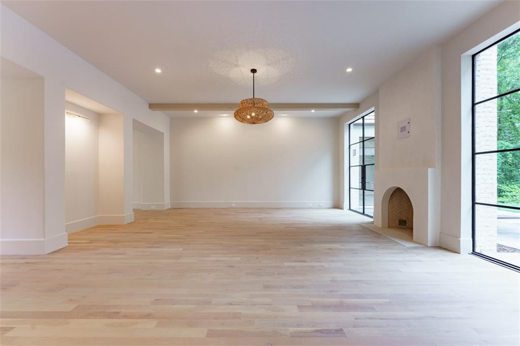 4620 Powers Ferry Road NW, Atlanta, Georgia 30327, 5 Bedrooms Bedrooms, ,5 BathroomsBathrooms,Residential,Sold,4620 Powers Ferry Road NW,7236358