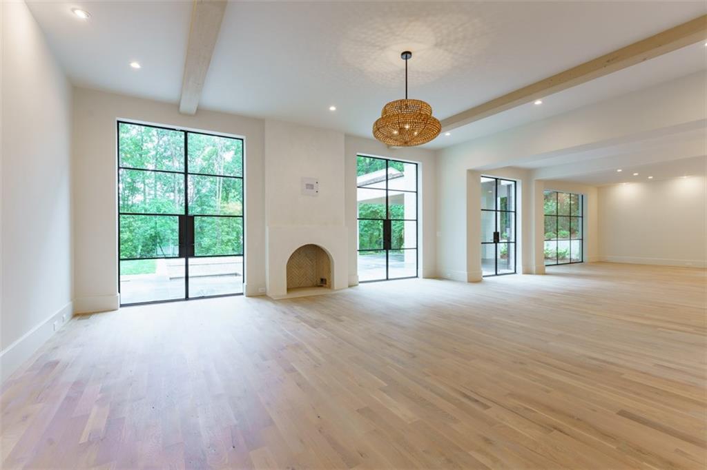 4620 Powers Ferry Road NW, Atlanta, Georgia 30327, 5 Bedrooms Bedrooms, ,5 BathroomsBathrooms,Residential,Sold,4620 Powers Ferry Road NW,7236358