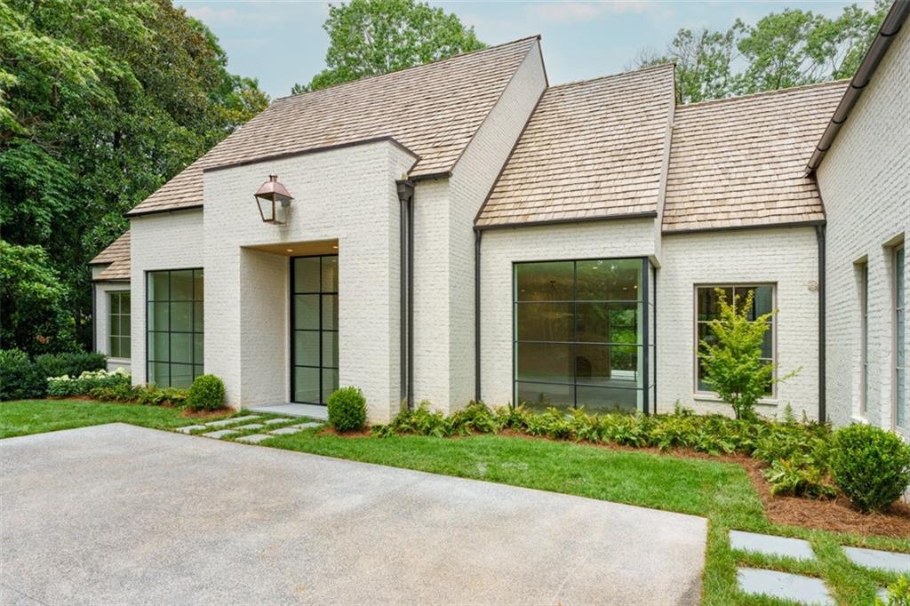 4620 Powers Ferry Road NW, Atlanta, Georgia 30327, 5 Bedrooms Bedrooms, ,5 BathroomsBathrooms,Residential,Sold,4620 Powers Ferry Road NW,7236358