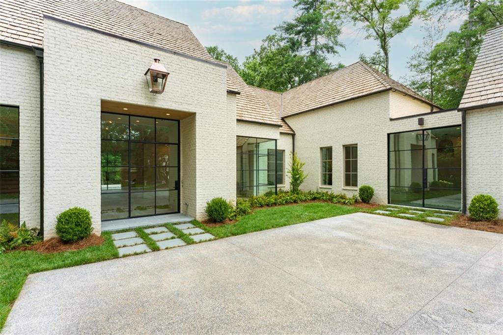 4620 Powers Ferry Road NW, Atlanta, Georgia 30327, 5 Bedrooms Bedrooms, ,5 BathroomsBathrooms,Residential,Sold,4620 Powers Ferry Road NW,7236358