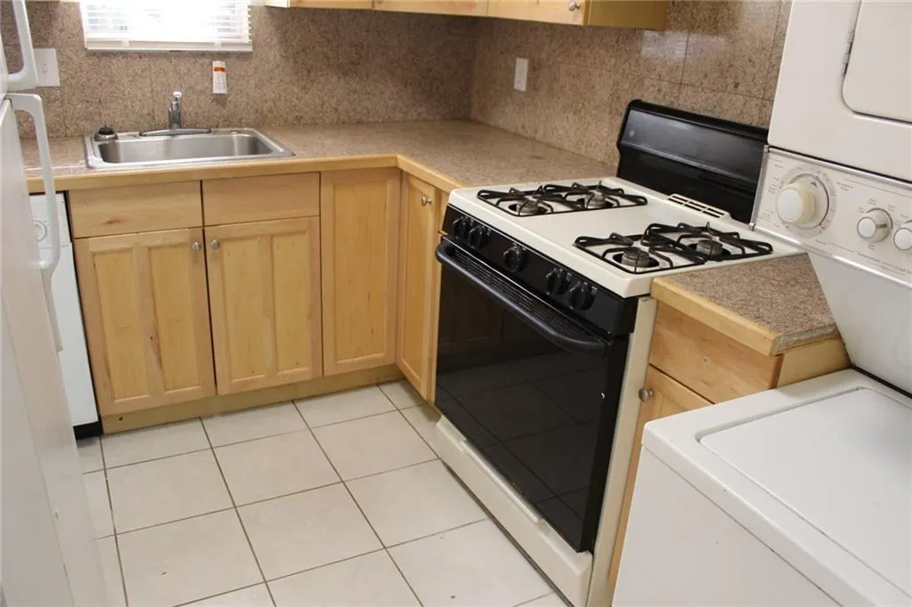 5580 Kingsport Drive Unit 5580, Sandy Springs, Georgia 30340, 2 Bedrooms Bedrooms, ,1 BathroomBathrooms,Residential,Sold,5580 Kingsport Drive Unit 5580,6095030