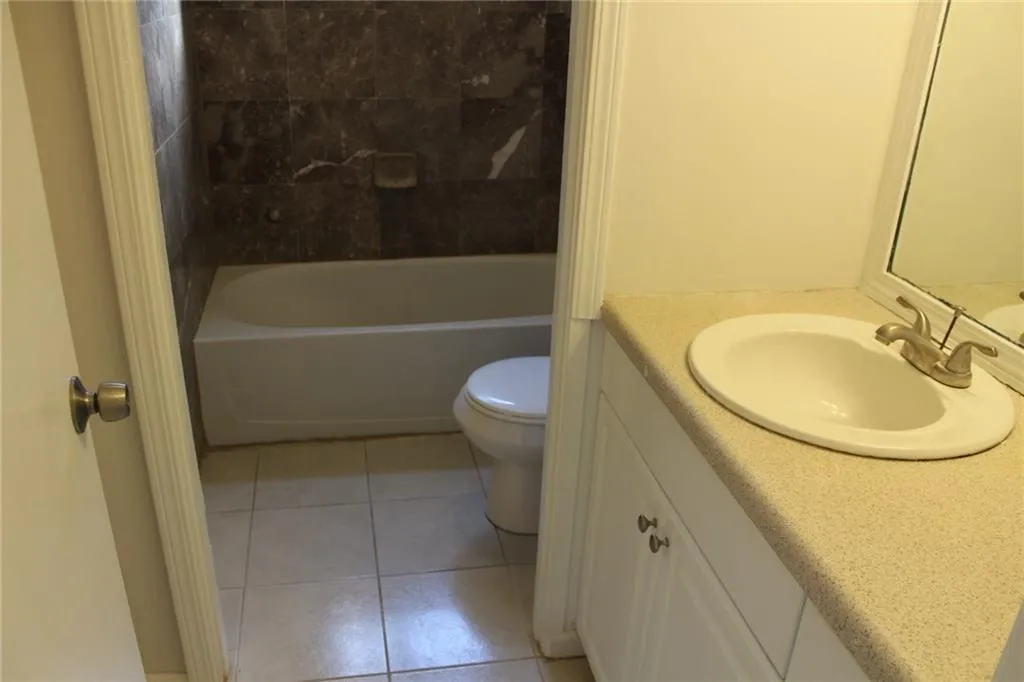 5580 Kingsport Drive Unit 5580, Sandy Springs, Georgia 30340, 2 Bedrooms Bedrooms, ,1 BathroomBathrooms,Residential,Sold,5580 Kingsport Drive Unit 5580,6095030