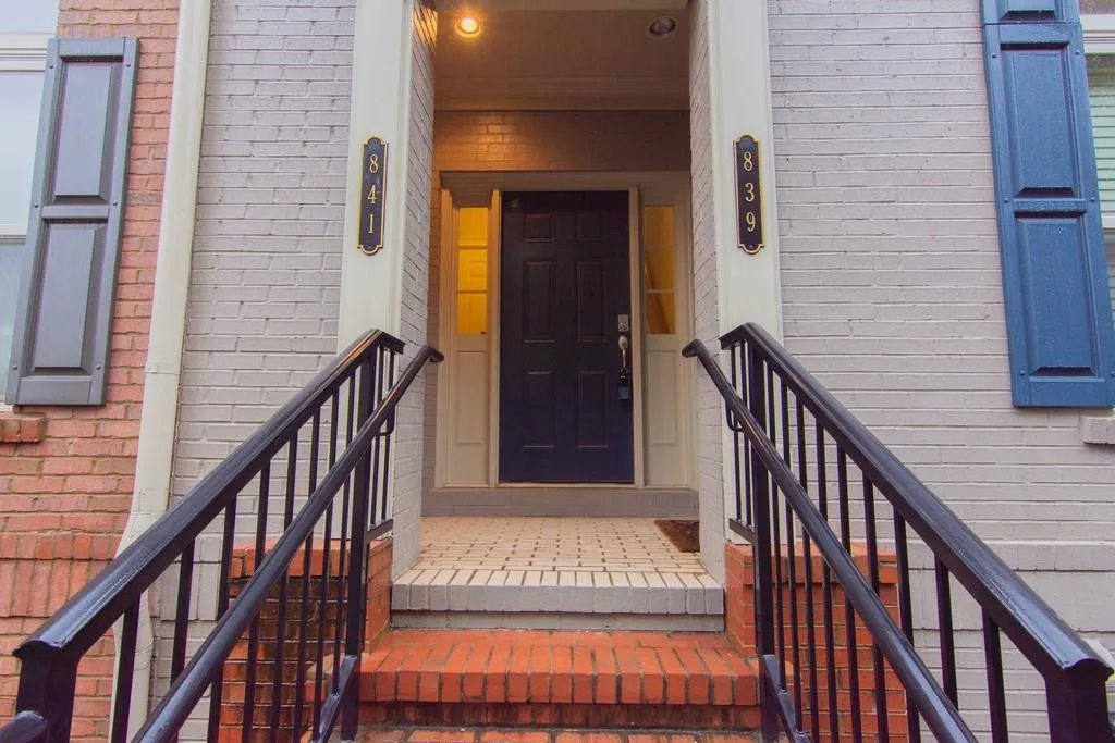 841 Perennial Drive, Sandy Springs, Georgia 30328, 3 Bedrooms Bedrooms, ,2 BathroomsBathrooms,Residential,Sold,841 Perennial Drive,6635337