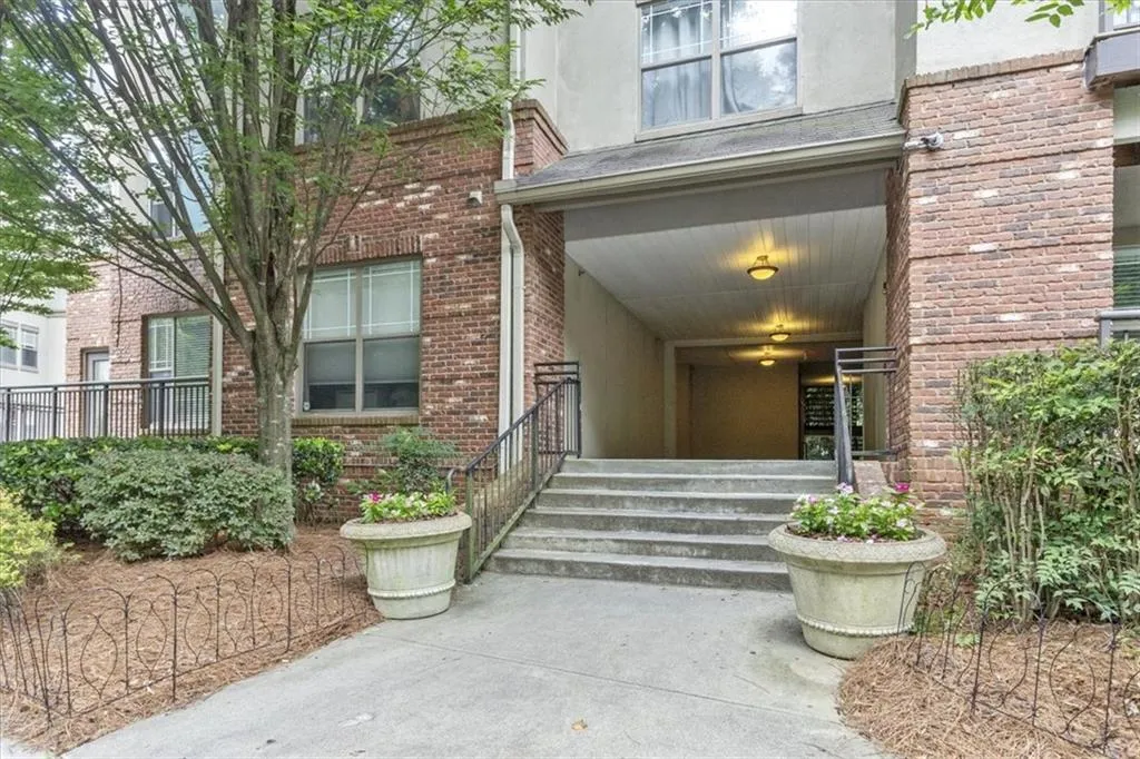 5559 Glenridge Drive Unit 1401, Atlanta, Georgia 30342, 2 Bedrooms Bedrooms, ,1 BathroomBathrooms,Residential,Sold,5559 Glenridge Drive Unit 1401,6903449
