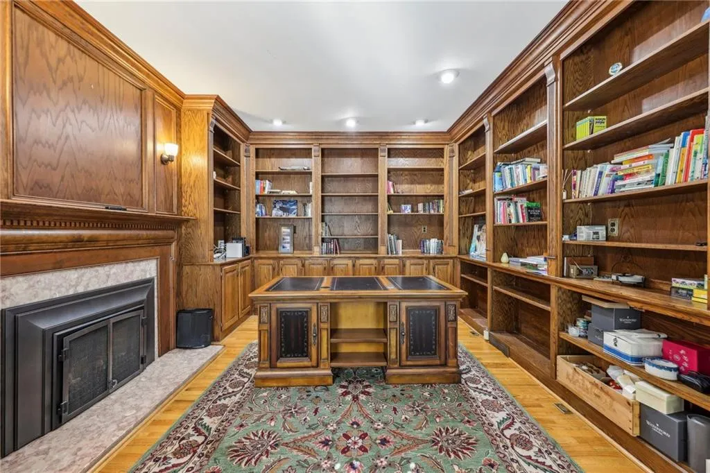 1540 Misty Oaks Drive, Atlanta, Georgia 30350, 5 Bedrooms Bedrooms, ,5 BathroomsBathrooms,Residential,Sold,1540 Misty Oaks Drive,7410745