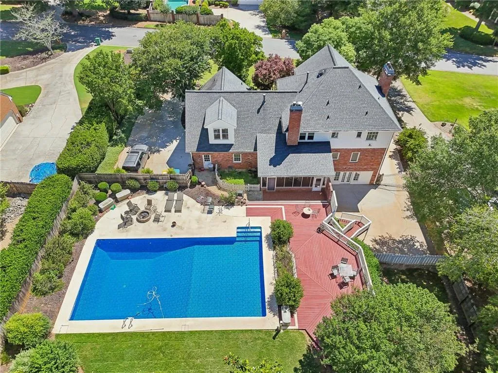 1540 Misty Oaks Drive, Atlanta, Georgia 30350, 5 Bedrooms Bedrooms, ,5 BathroomsBathrooms,Residential,Sold,1540 Misty Oaks Drive,7410745