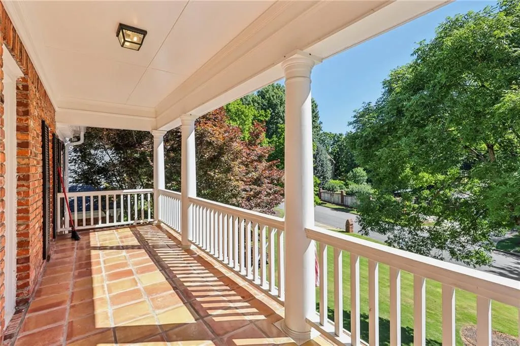 1540 Misty Oaks Drive, Atlanta, Georgia 30350, 5 Bedrooms Bedrooms, ,5 BathroomsBathrooms,Residential,Sold,1540 Misty Oaks Drive,7410745