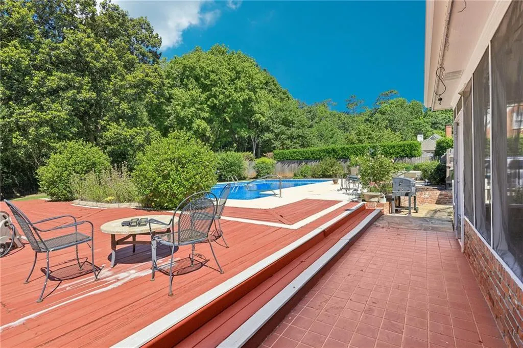 1540 Misty Oaks Drive, Atlanta, Georgia 30350, 5 Bedrooms Bedrooms, ,5 BathroomsBathrooms,Residential,Sold,1540 Misty Oaks Drive,7410745