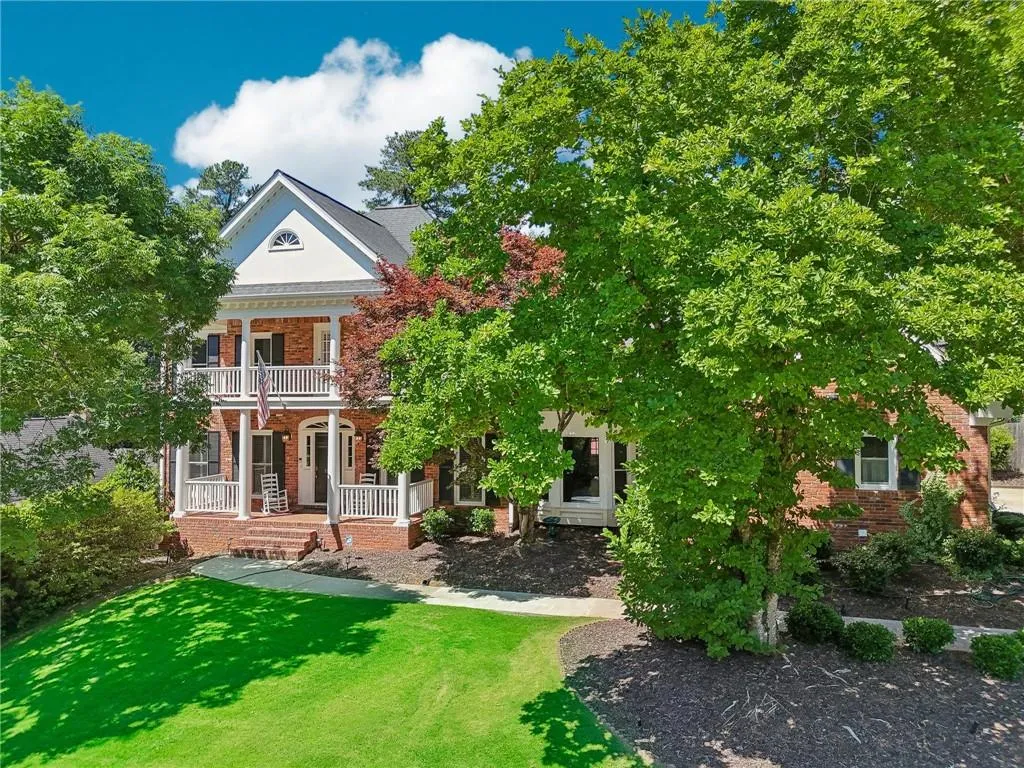 1540 Misty Oaks Drive, Atlanta, Georgia 30350, 5 Bedrooms Bedrooms, ,5 BathroomsBathrooms,Residential,Sold,1540 Misty Oaks Drive,7410745