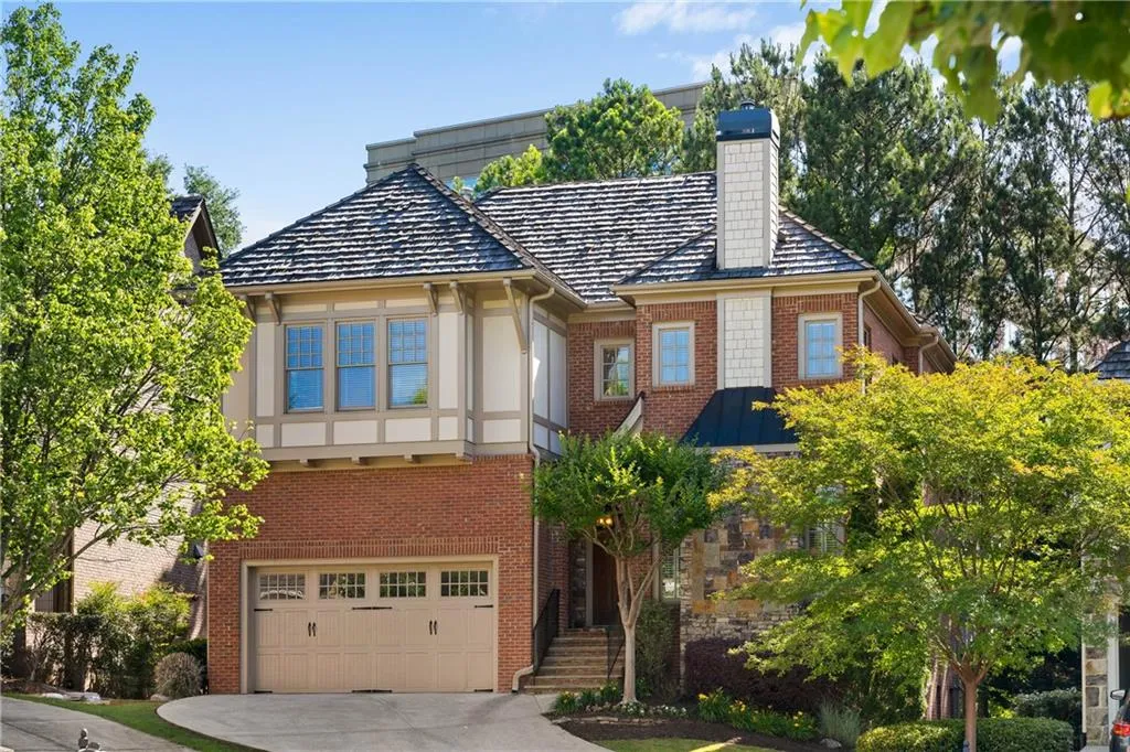 6307 Cotswold Lane, Sandy Springs, Georgia 30328, 5 Bedrooms Bedrooms, ,4 BathroomsBathrooms,Residential,Sold,6307 Cotswold Lane,7215442