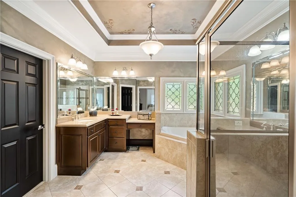 6307 Cotswold Lane, Sandy Springs, Georgia 30328, 5 Bedrooms Bedrooms, ,4 BathroomsBathrooms,Residential,Sold,6307 Cotswold Lane,7215442