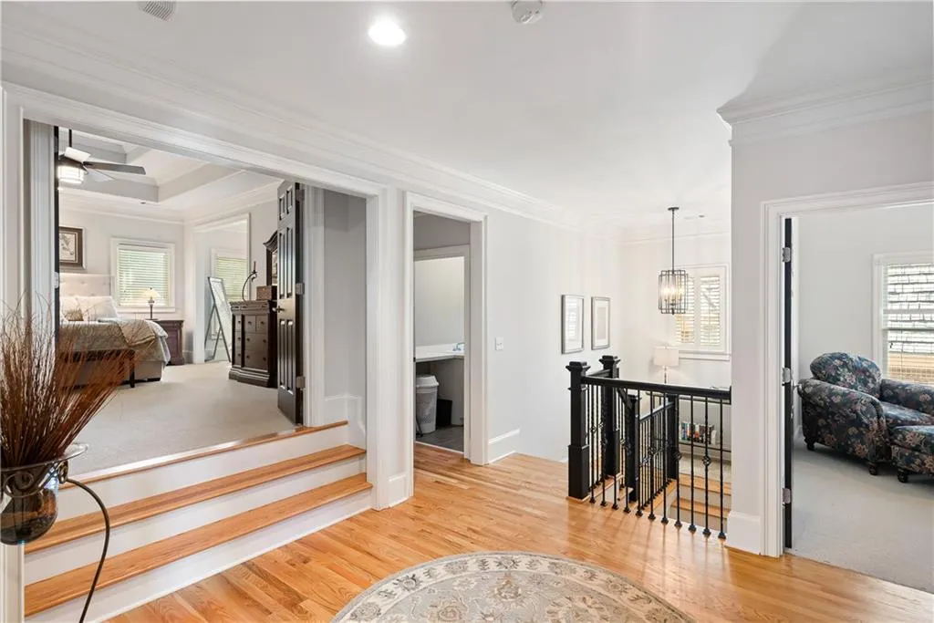 6307 Cotswold Lane, Sandy Springs, Georgia 30328, 5 Bedrooms Bedrooms, ,4 BathroomsBathrooms,Residential,Sold,6307 Cotswold Lane,7215442