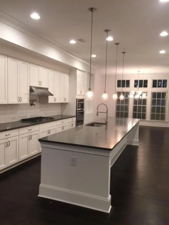 6404 Radiant Trace, Sandy Springs, Georgia 30328, 3 Bedrooms Bedrooms, ,3 BathroomsBathrooms,Residential,Sold,6404 Radiant Trace,6783917