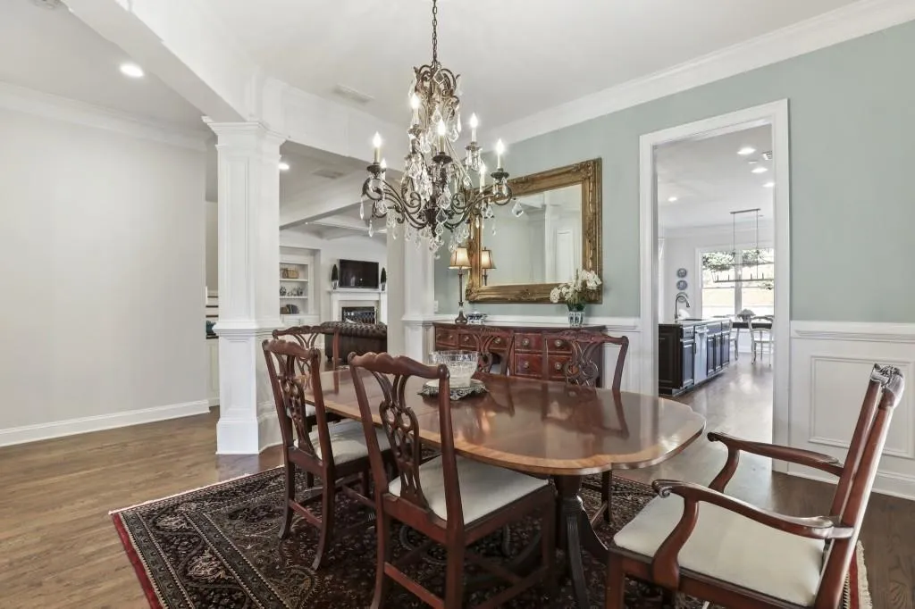 494 Glenmanor Court, Sandy Springs, Georgia 30328, 4 Bedrooms Bedrooms, ,3 BathroomsBathrooms,Residential,Sold,494 Glenmanor Court,6969089