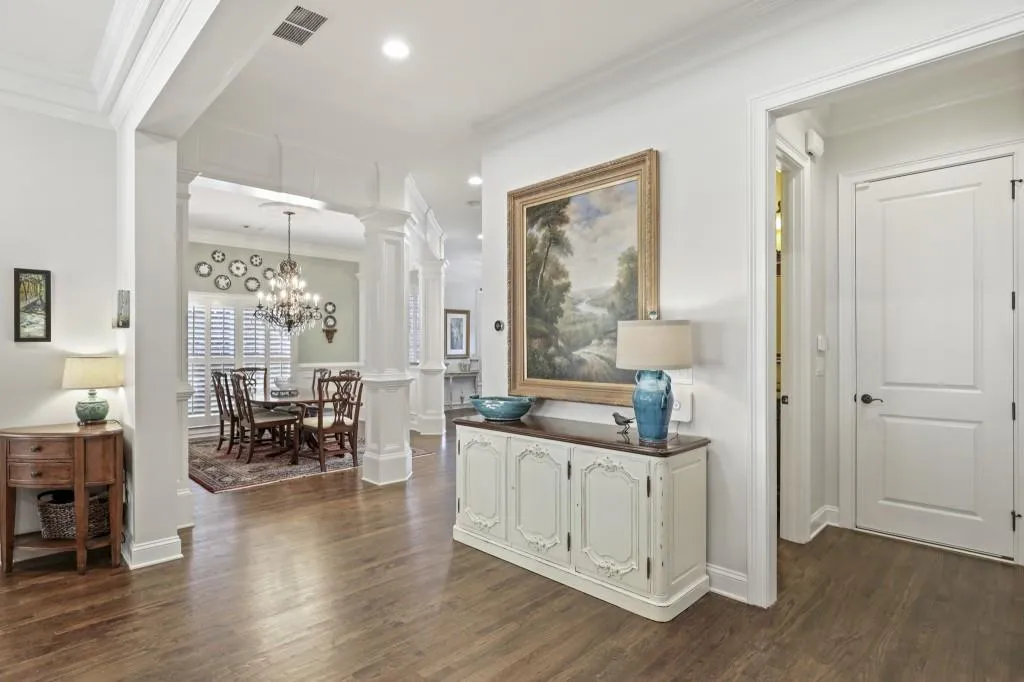 494 Glenmanor Court, Sandy Springs, Georgia 30328, 4 Bedrooms Bedrooms, ,3 BathroomsBathrooms,Residential,Sold,494 Glenmanor Court,6969089
