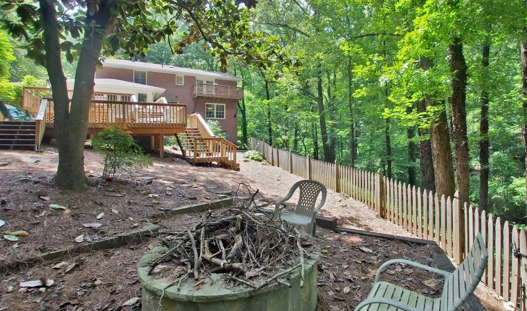 440 Heritage Way, Sandy Springs, Georgia 30328, 4 Bedrooms Bedrooms, ,3 BathroomsBathrooms,Residential,Sold,440 Heritage Way,6061885