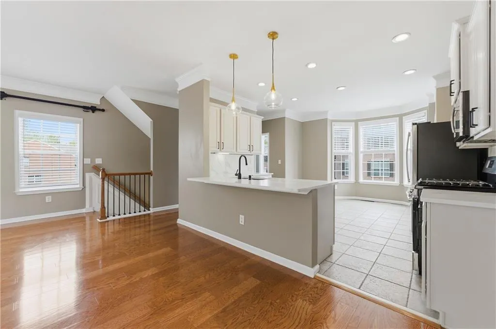 7856 Kiverton Place, Atlanta, Georgia 30350, 3 Bedrooms Bedrooms, ,3 BathroomsBathrooms,Residential,For Sale,7856 Kiverton Place,7749367