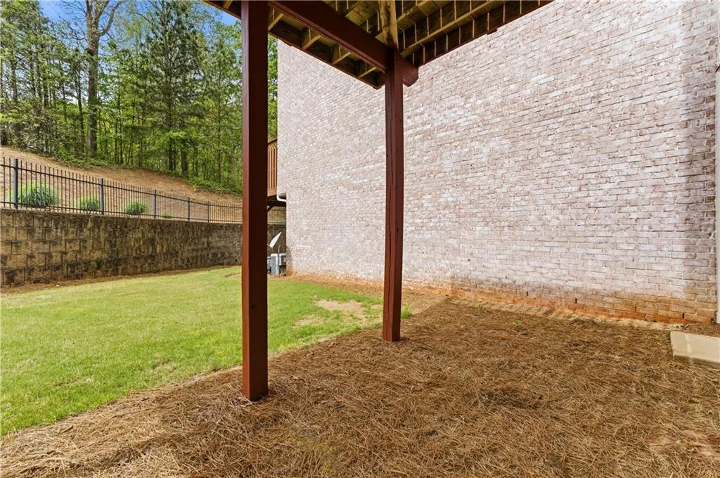 7856 Kiverton Place, Atlanta, Georgia 30350, 3 Bedrooms Bedrooms, ,3 BathroomsBathrooms,Residential,For Sale,7856 Kiverton Place,7749367