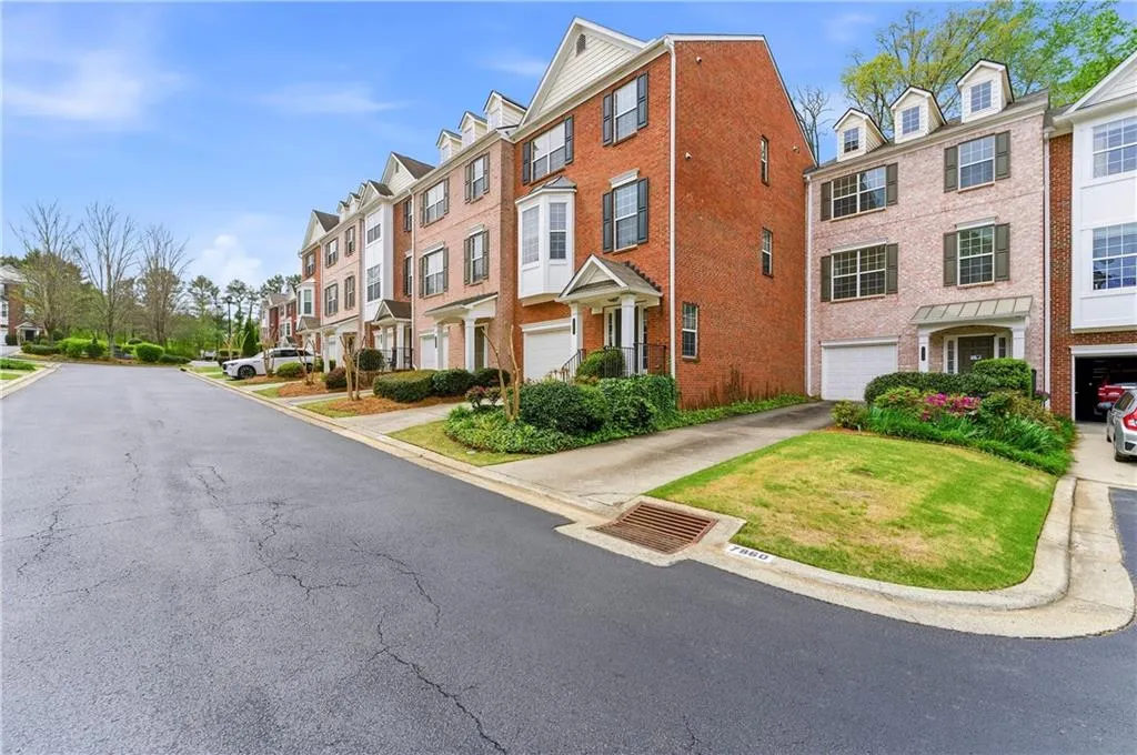 7856 Kiverton Place, Atlanta, Georgia 30350, 3 Bedrooms Bedrooms, ,3 BathroomsBathrooms,Residential,For Sale,7856 Kiverton Place,7749367