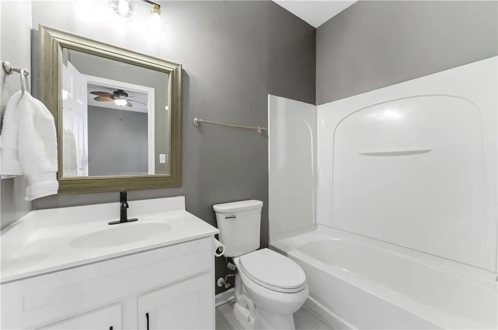7856 Kiverton Place, Atlanta, Georgia 30350, 3 Bedrooms Bedrooms, ,3 BathroomsBathrooms,Residential,For Sale,7856 Kiverton Place,7749367