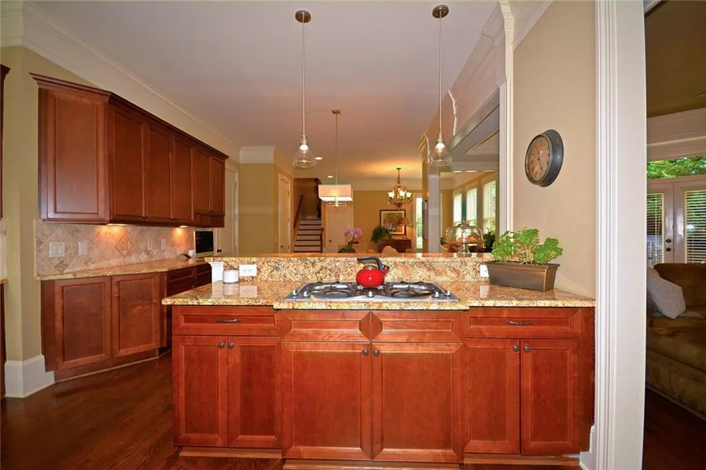 6308 Mount Vernon Oaks Drive, Atlanta, Georgia 30328, 5 Bedrooms Bedrooms, ,4 BathroomsBathrooms,Residential,Sold,6308 Mount Vernon Oaks Drive,5884809