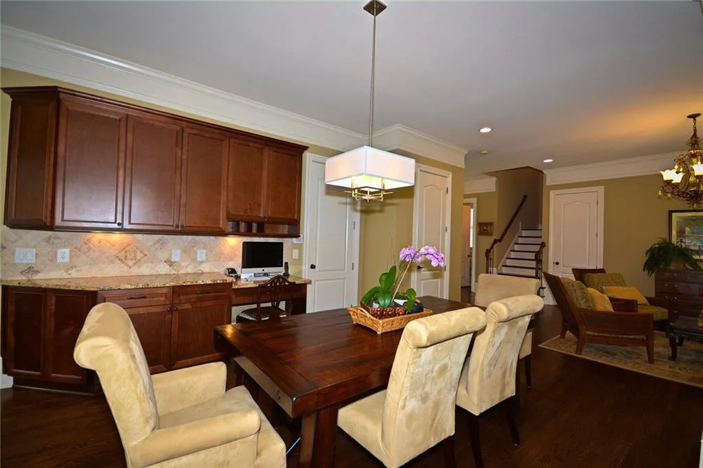 6308 Mount Vernon Oaks Drive, Atlanta, Georgia 30328, 5 Bedrooms Bedrooms, ,4 BathroomsBathrooms,Residential,Sold,6308 Mount Vernon Oaks Drive,5884809